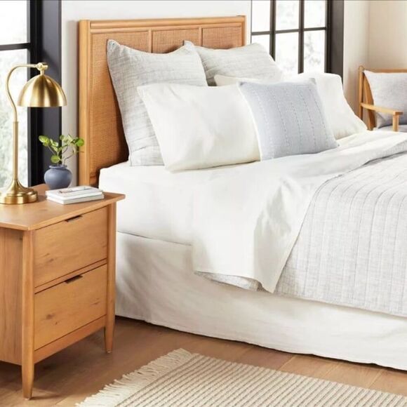 Hearth & Hand Linen Blend Sour Cream Queen Bed Sheet Set - Picture 2 of 4